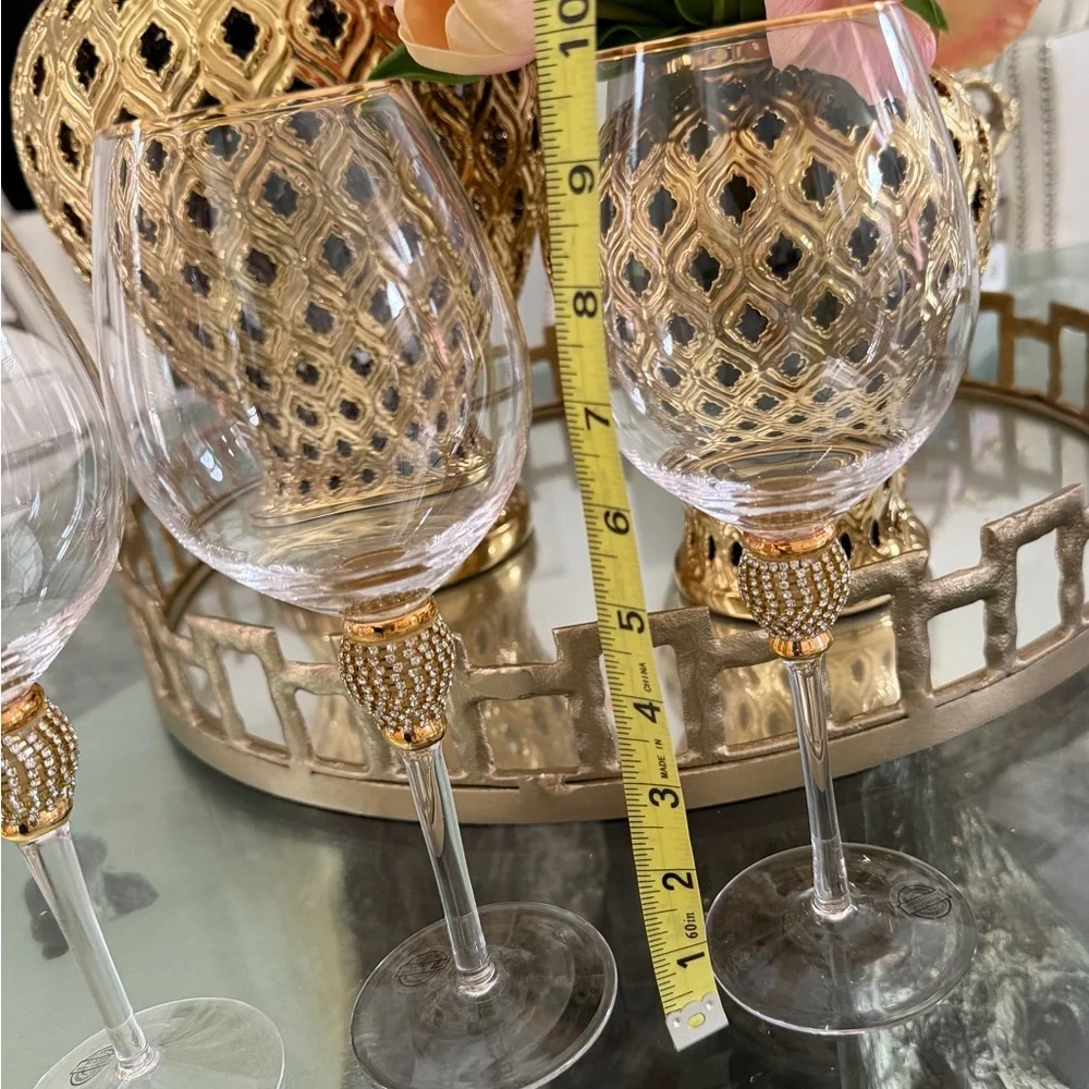 Set Of 4 Z Gallerie Crystal Wine Glass with Gold Detailing